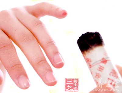 點擊將在新窗口查看全圖 中醫(yī)養(yǎng)生 常灸三穴位健康無憂